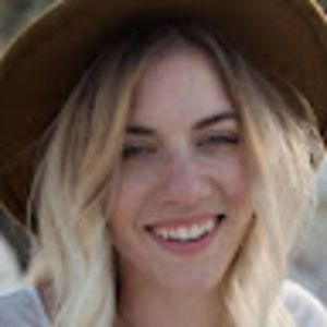 Meet your Posher, Cayla